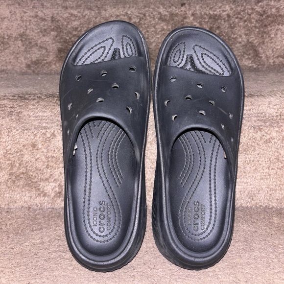 Crocs Stomp Platform Slide Sandals Womens Sz 8 Black Chunky casual iconic Shoes - Picture 8 of 9